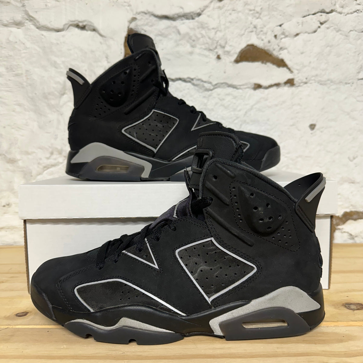 Air Jordan 6 Cap and Gown Sz 8.5
