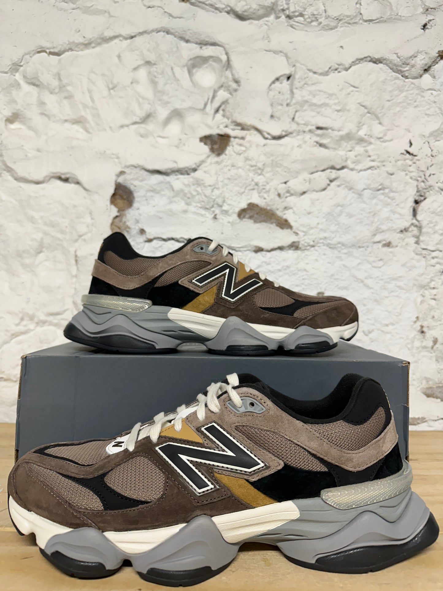 New Balance 9060 Dark Mushroom Sz 12