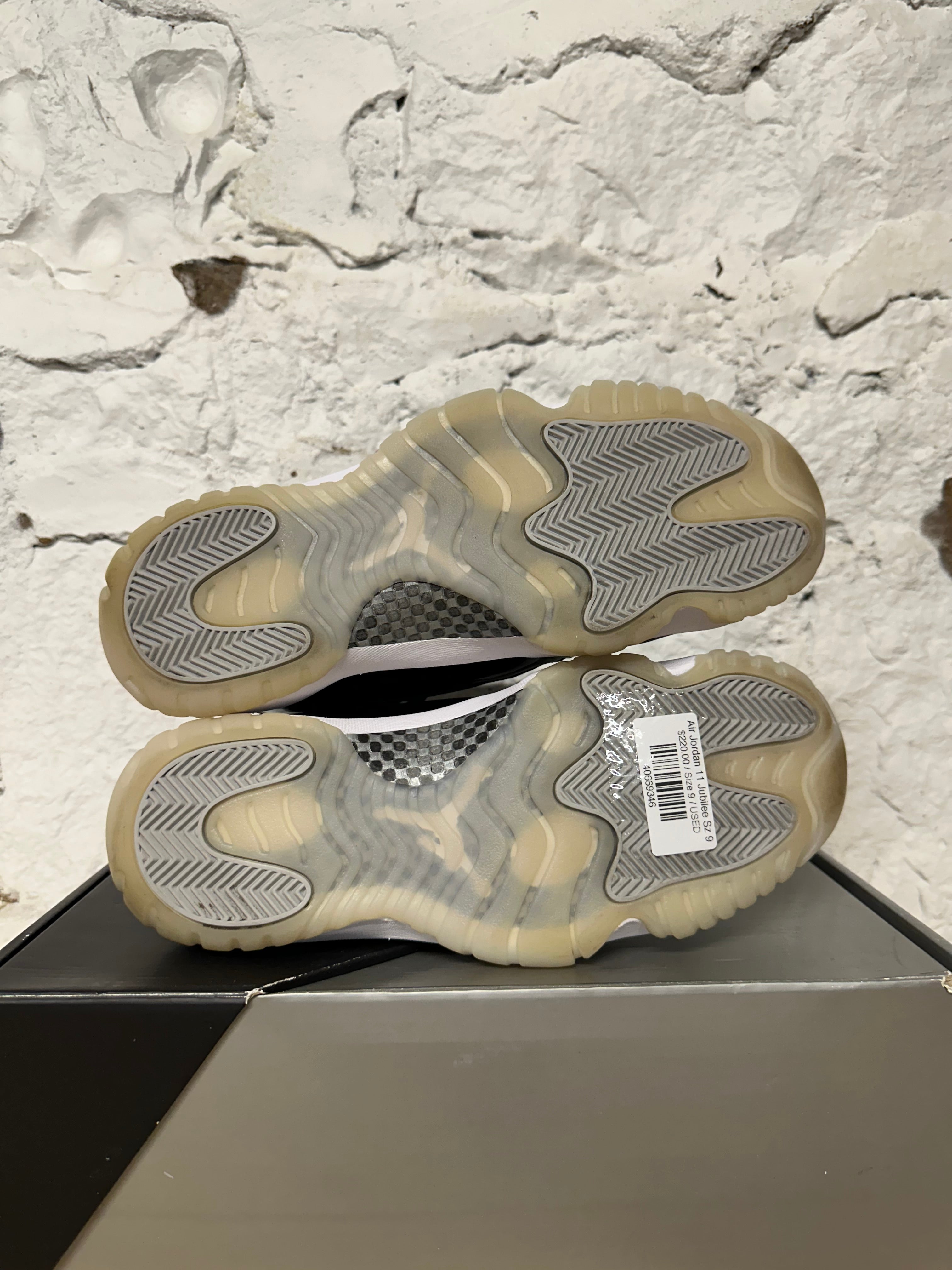 jordan 11 jubilee size 9