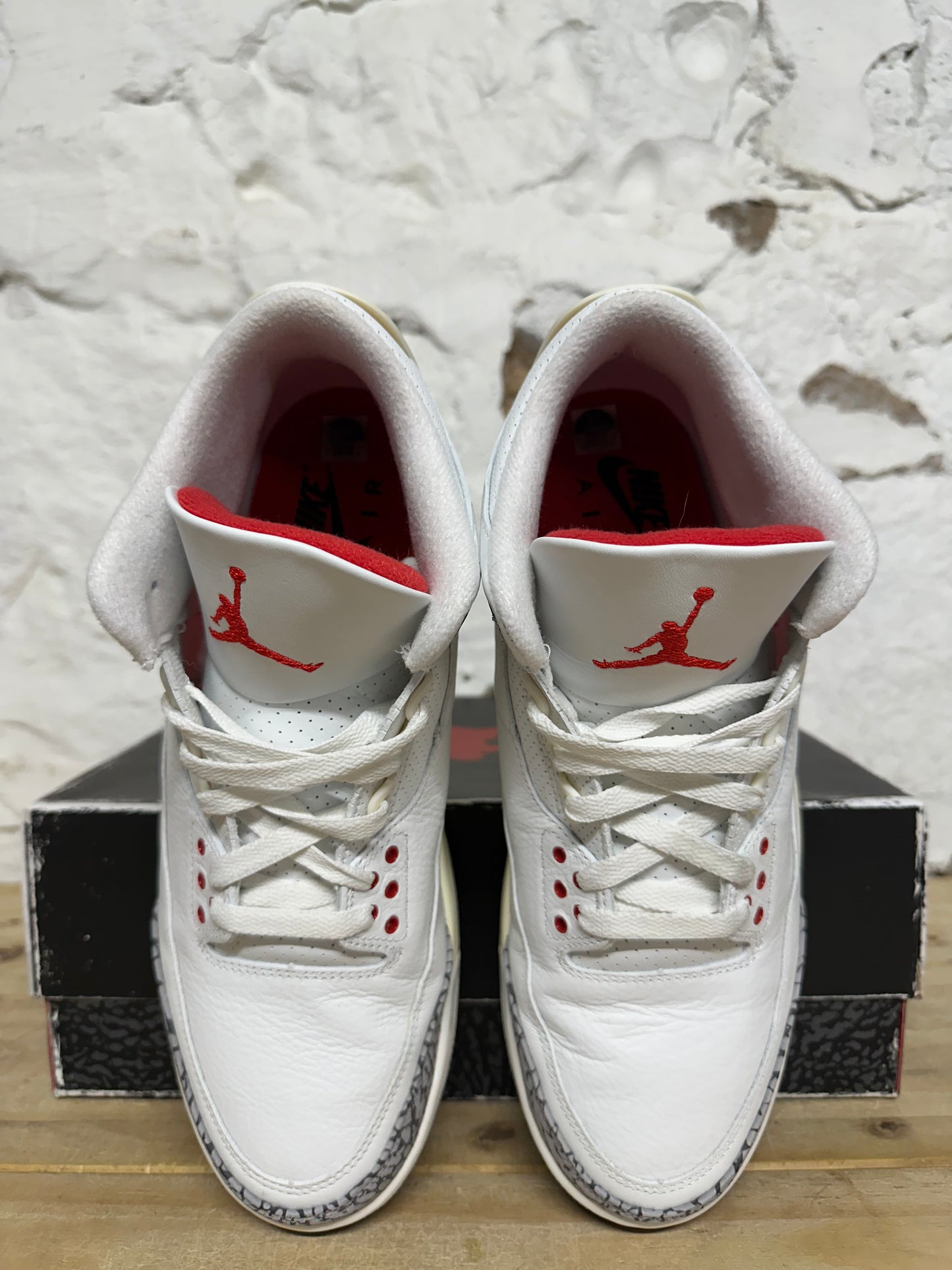 Air Jordan 3 White Cement Reimagined Sz 11
