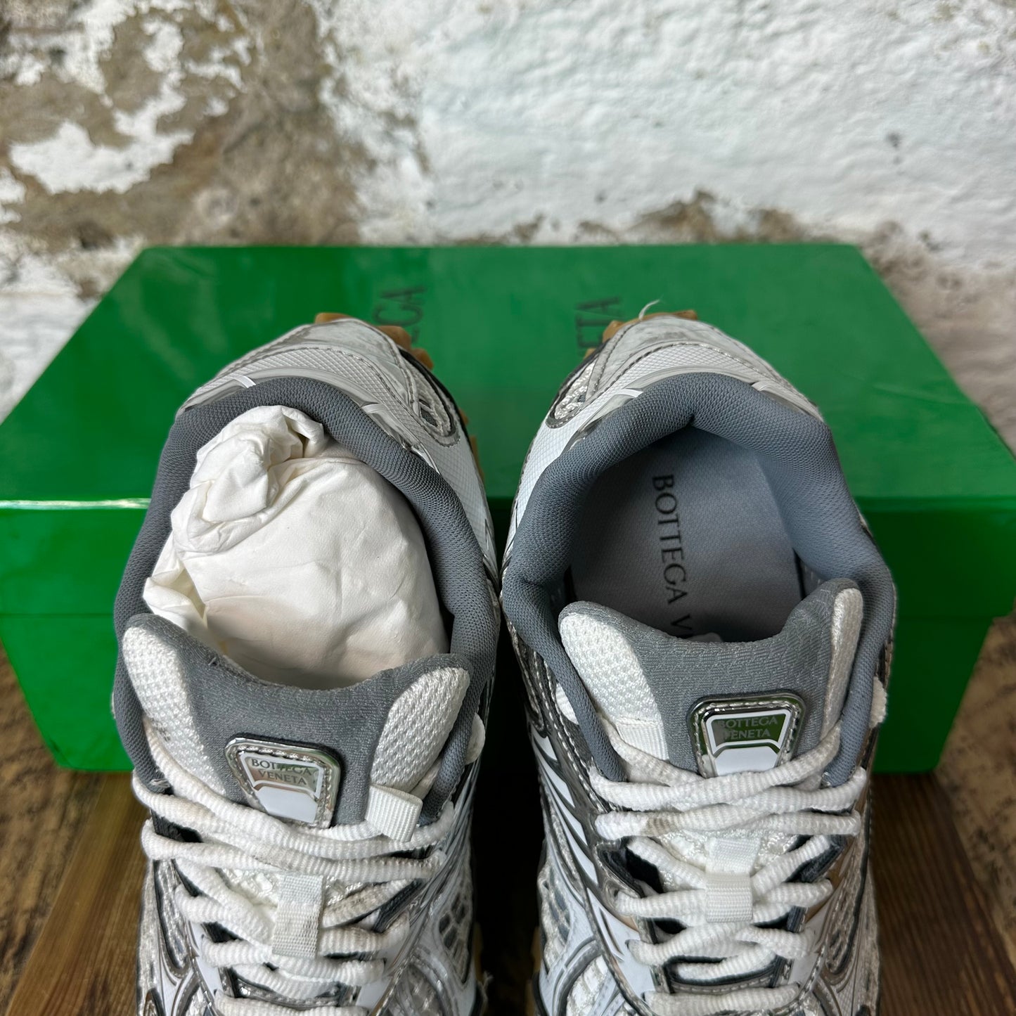 Bottega Veneta Silver White Orbit Sneaker Sz 5 (37)