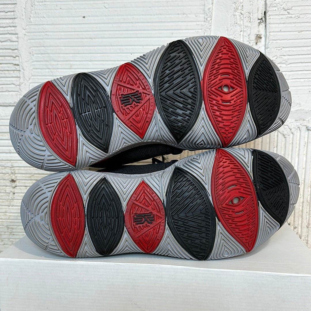 Nike Kyrie 5 Bred Sz 11
