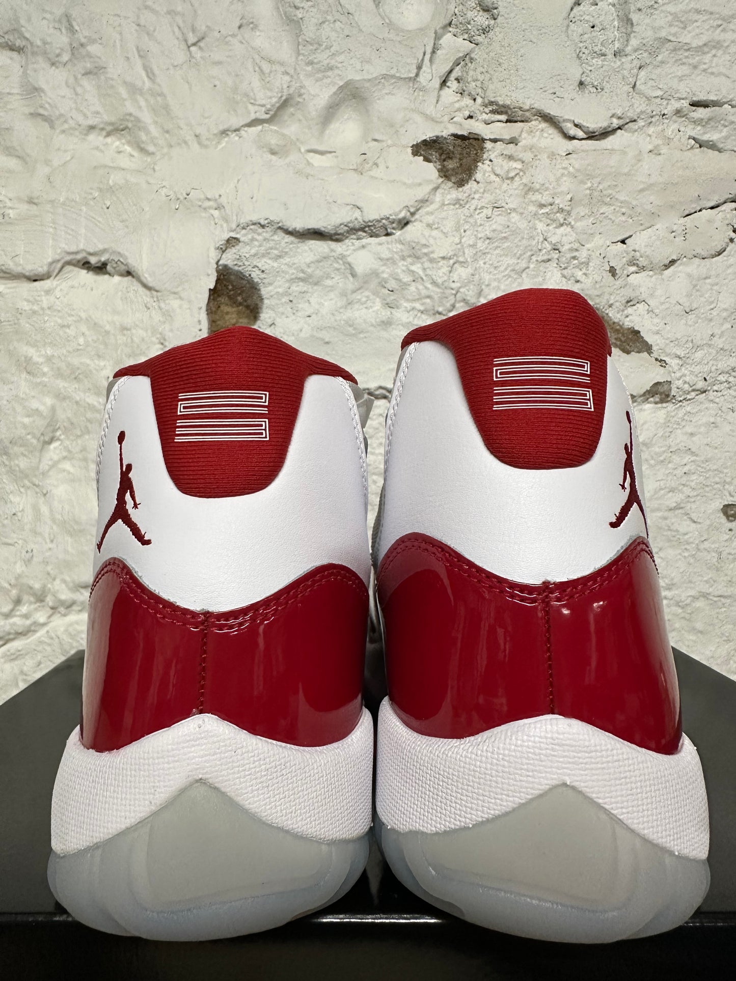 Air Jordan 11 High Cherry Sz 10 DS
