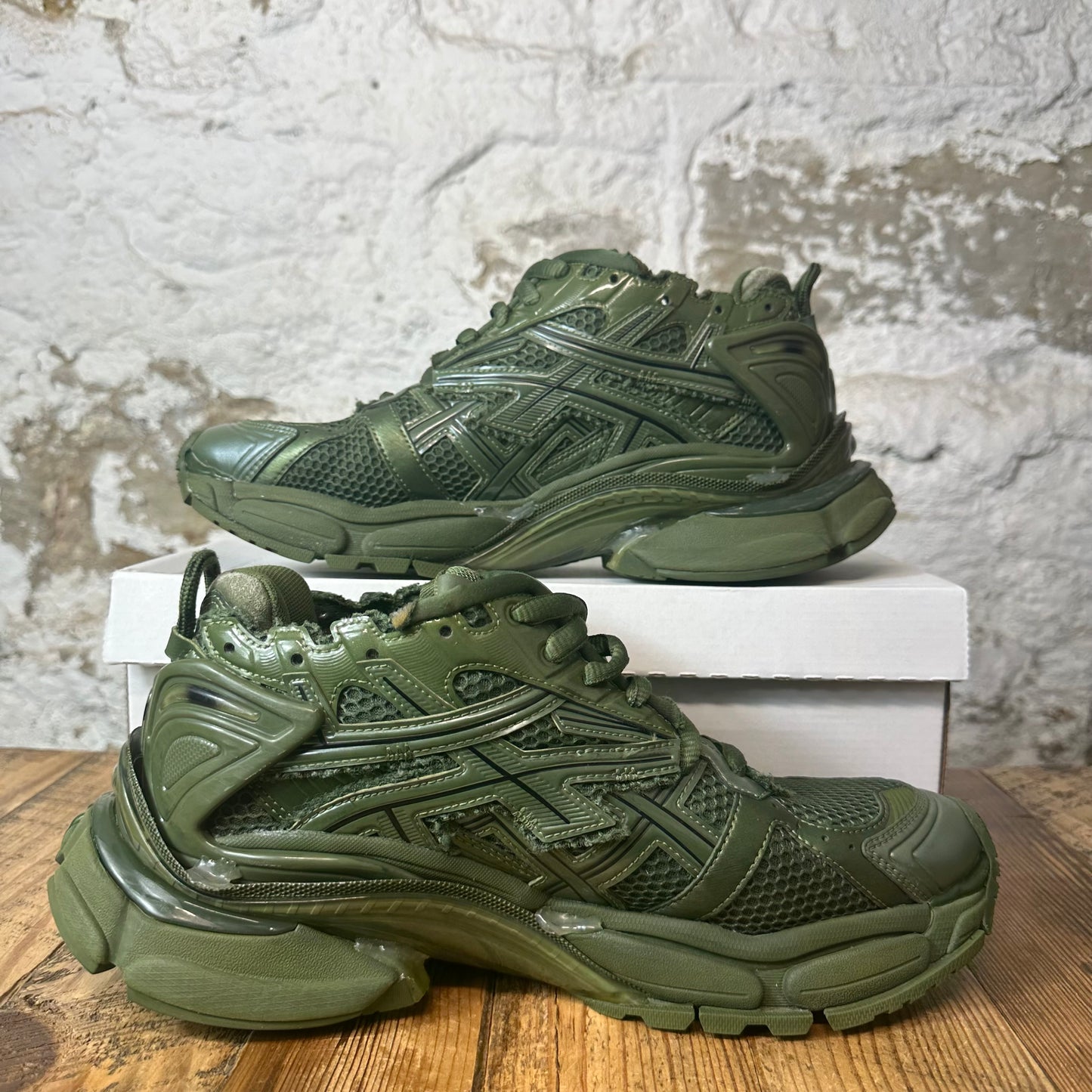 Balenciaga Runner Khaki Green Sneaker Sz 10 (43)