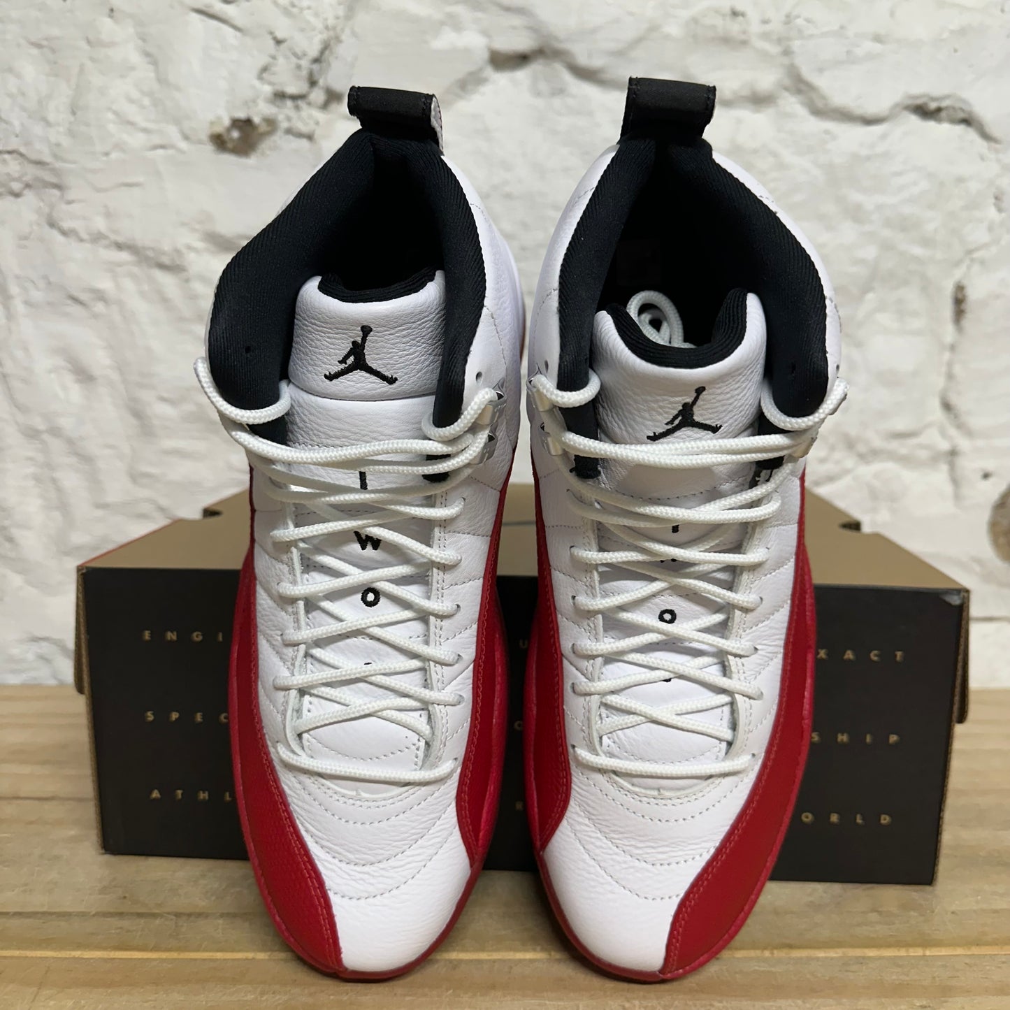 Air Jordan 12 Cherry Sz 10 DS