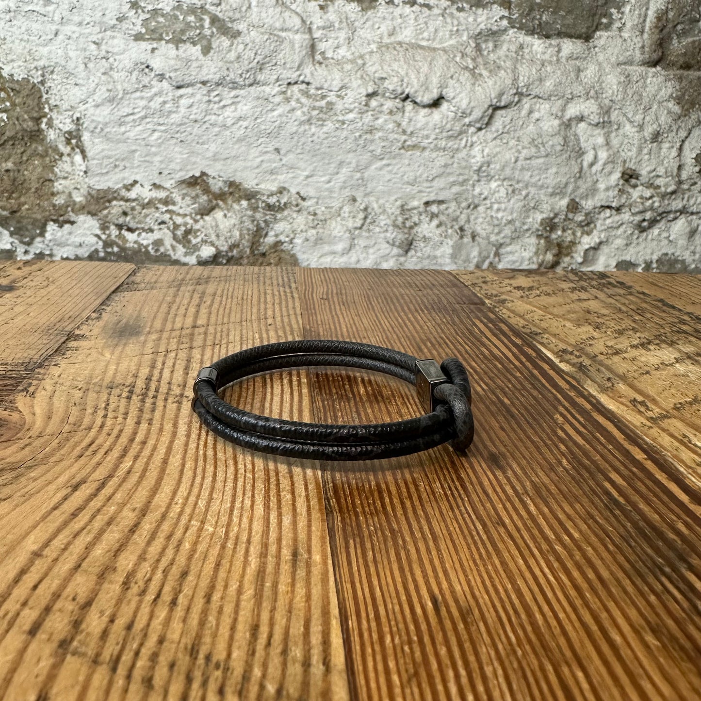 Louis Vuitton Graphite Double Keep It Bracelet W/ Box