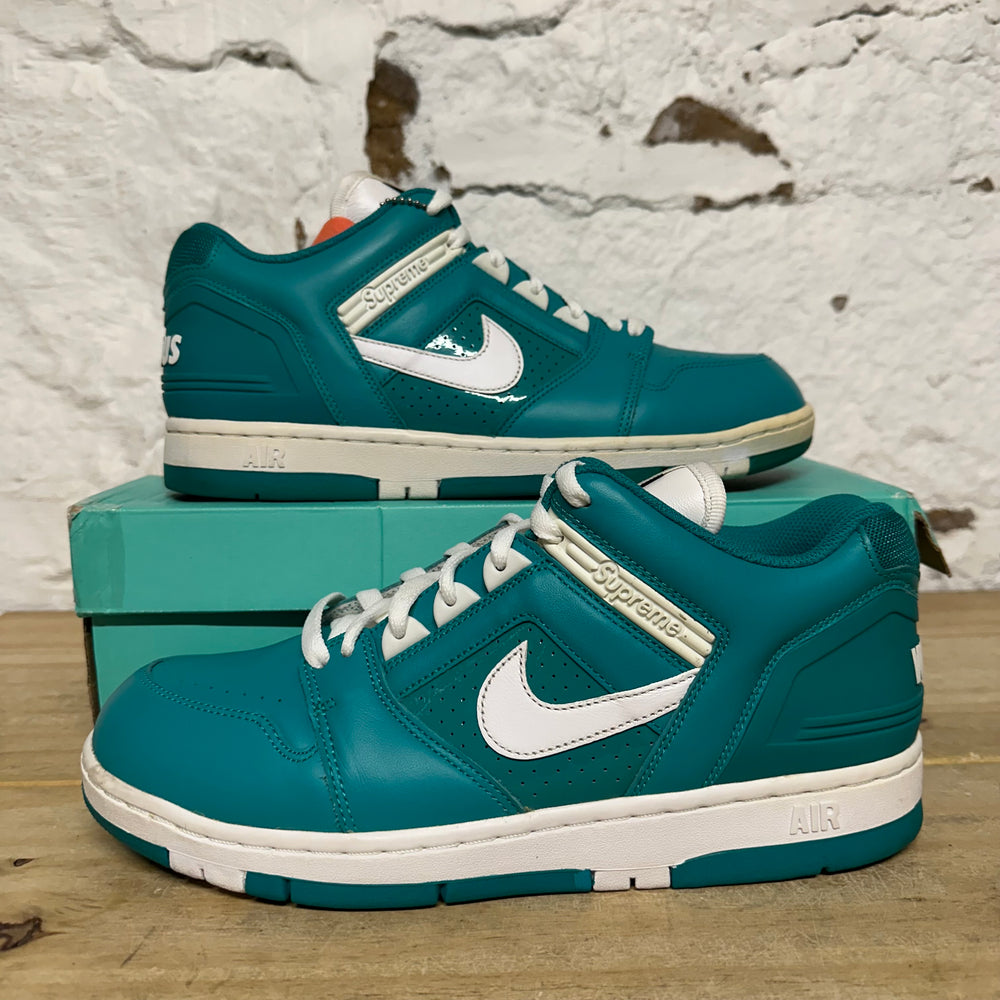 Nike SB Supreme Air Force 2 Low Blue Sz 10.5