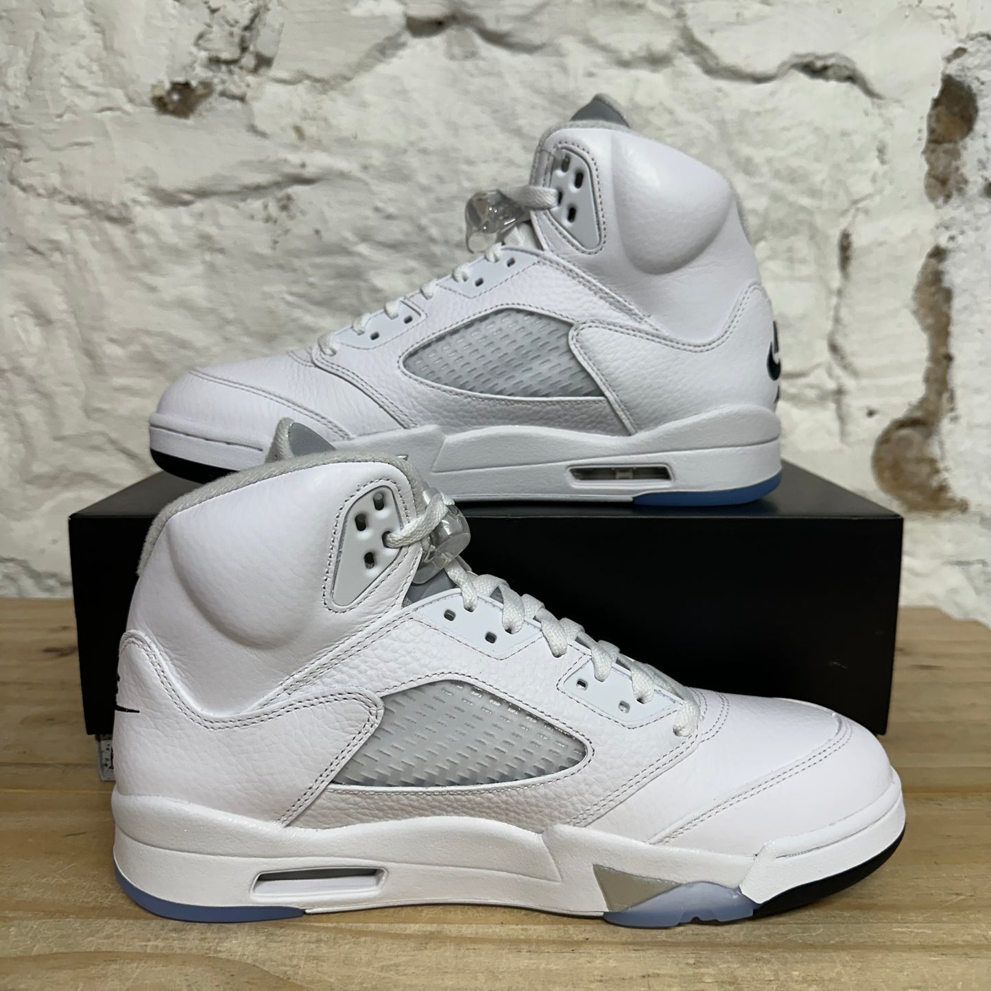 Air Jordan 5 White Metallic (2026) Sz 9.5 DS