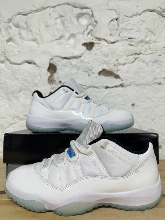Air Jordan 11 Low Columbia Sz 9 DS