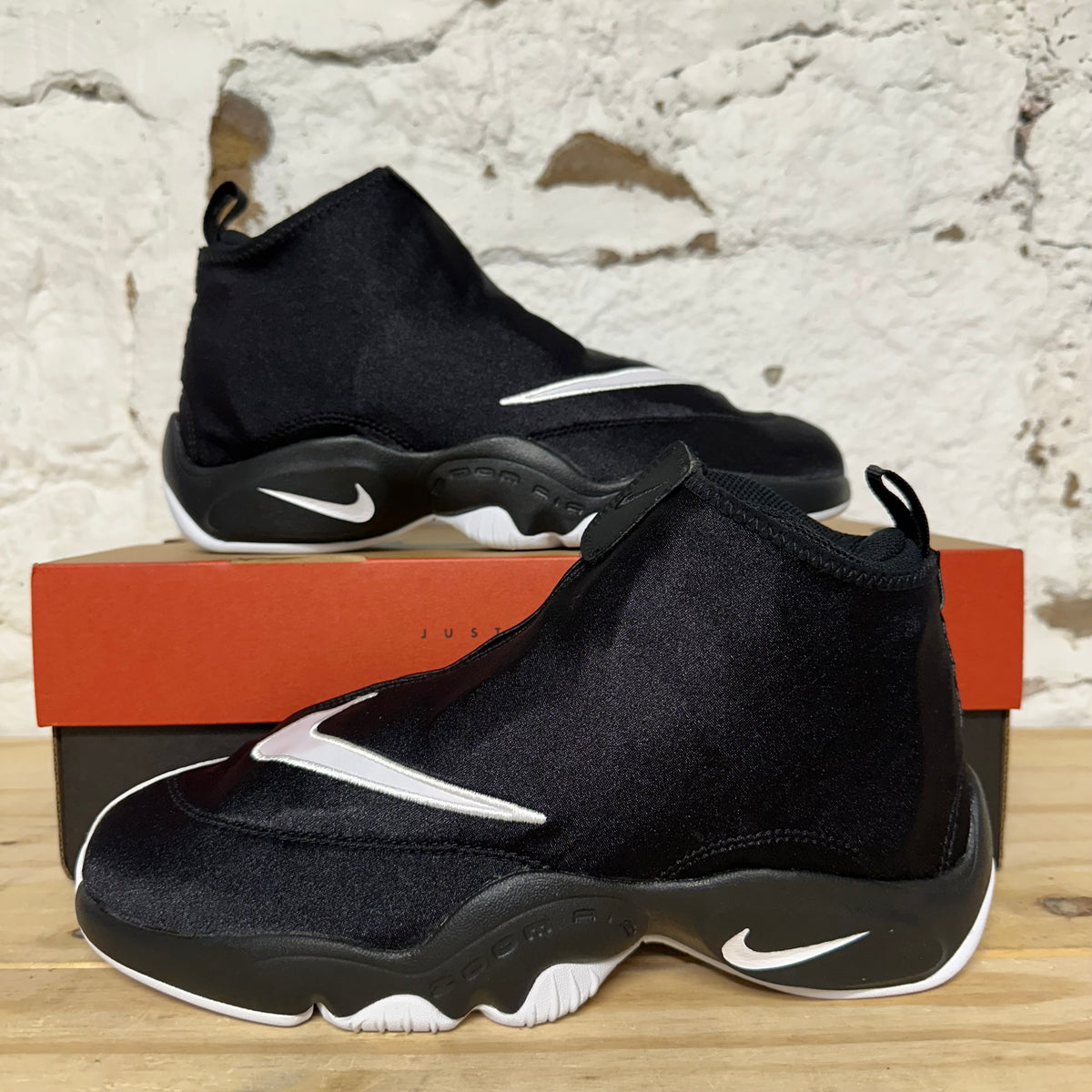 Nike Air Zoom Fight The Glove Black White OG (2026) Sz 9