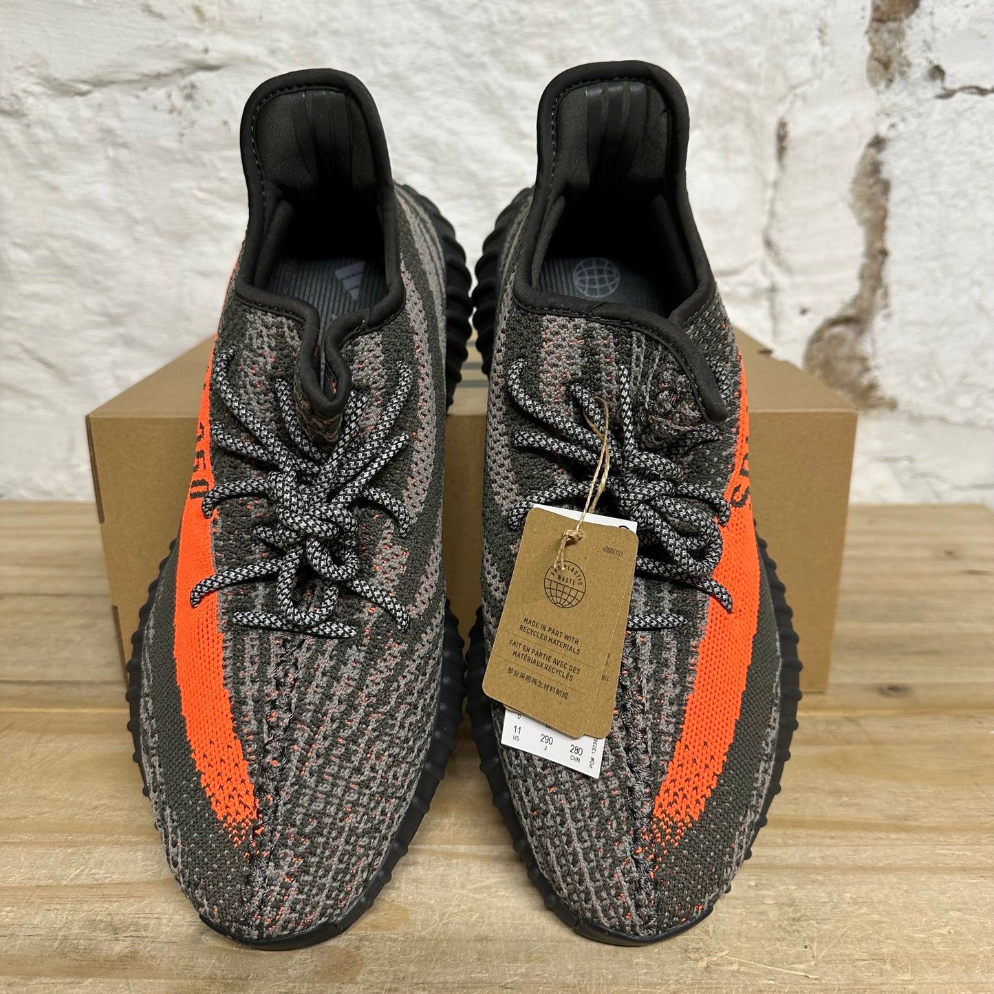 Yeezy 350 Carbon Beluga Sz 11 DS