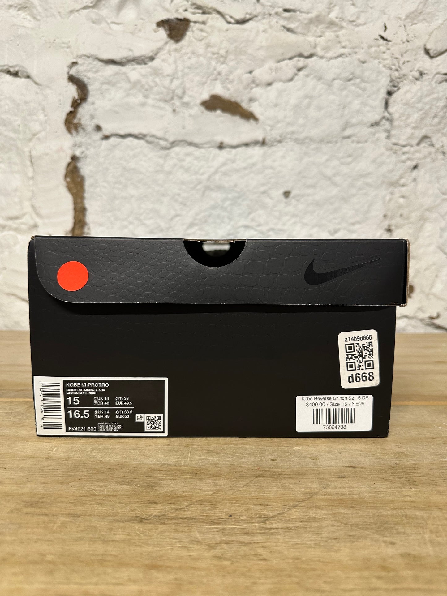 Kobe Reverse Grinch Sz 15 DS