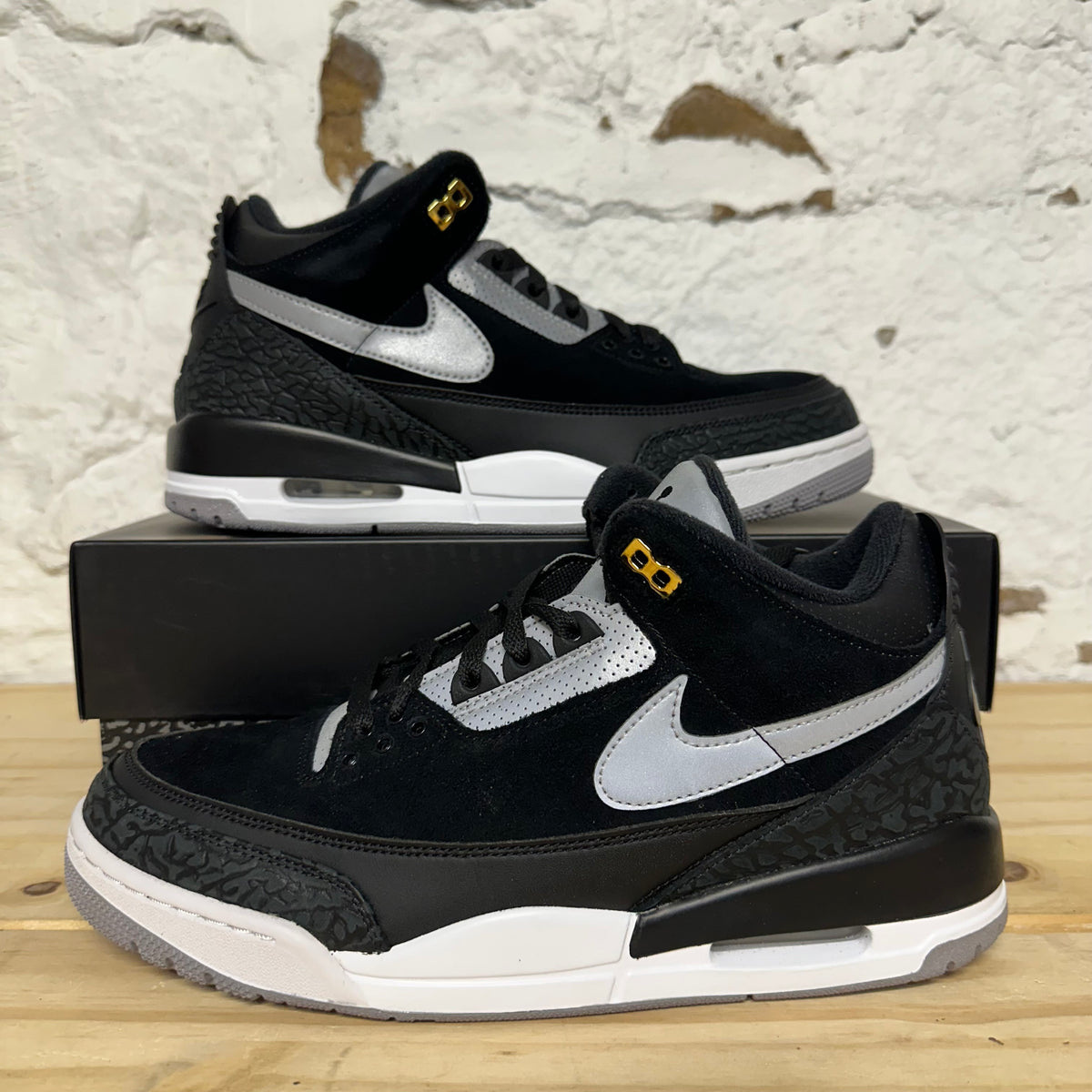 Air Jordan 3 Tinker Black Cement Sz 10 DS