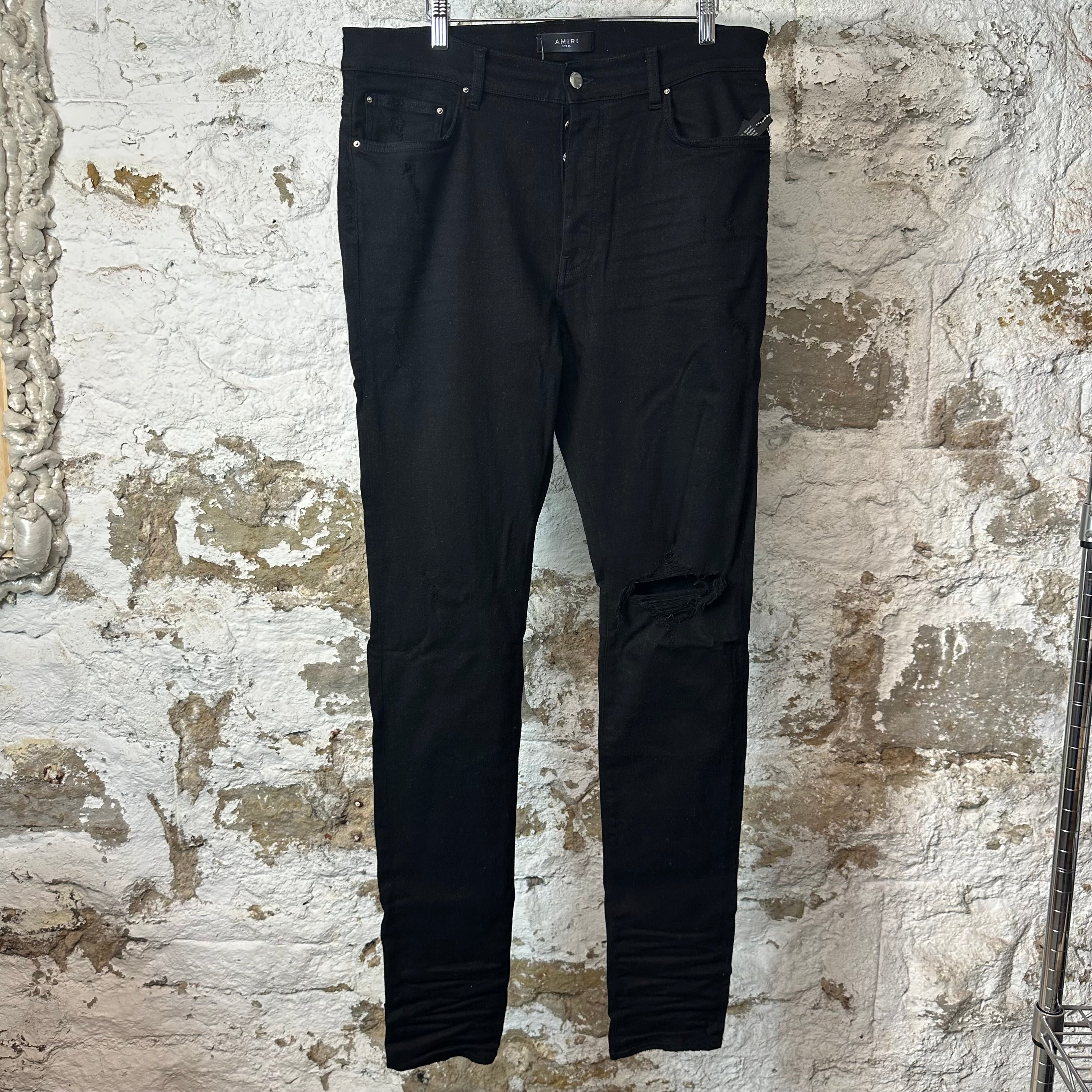 Amiri Knee Hole Plain Black Denim Jeans Sz 36