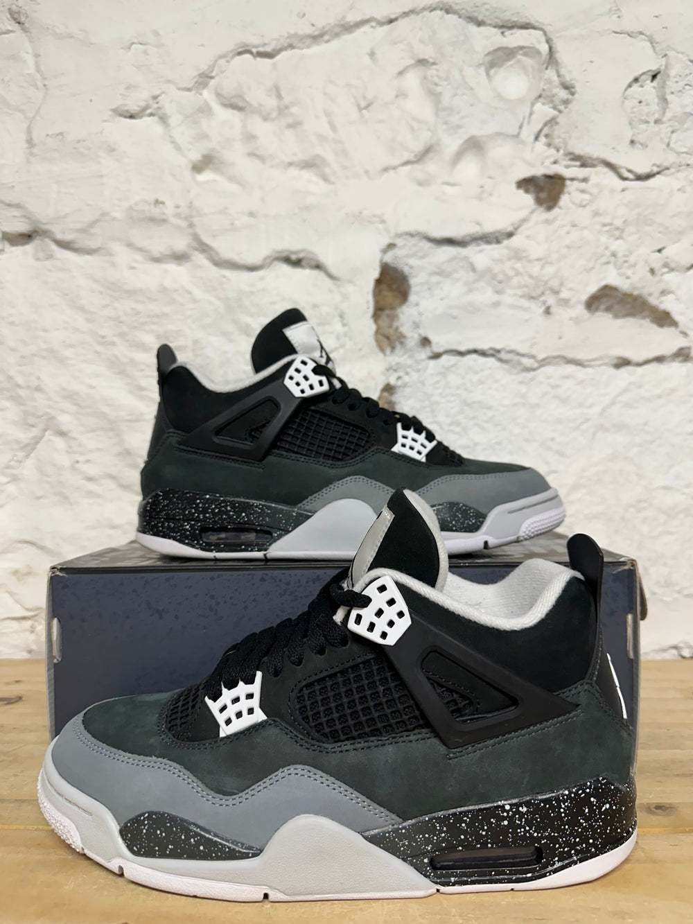 Air Jordan 4 Fear Sz 9