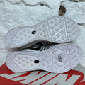 Nike Flyknit Trainer White Black Sz 9.5 DS