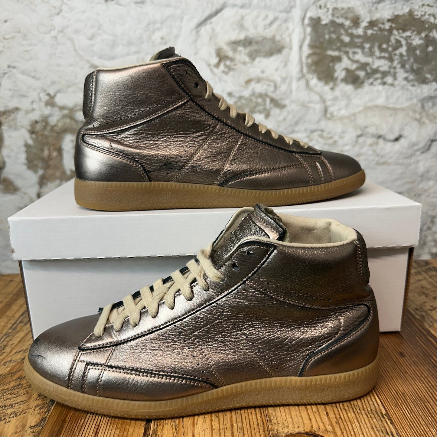 Maison Margiela High Bronze Sneaker Sz 8 (41)