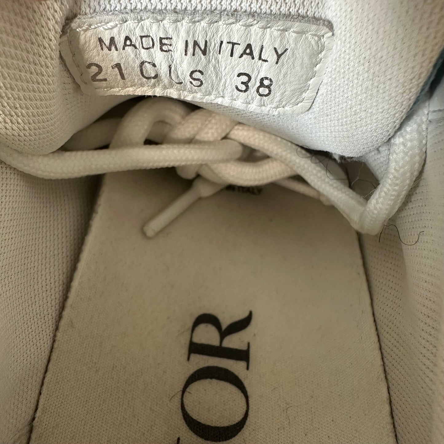 Dior B22 Grey White Blue Sneaker Sz 6 (38)