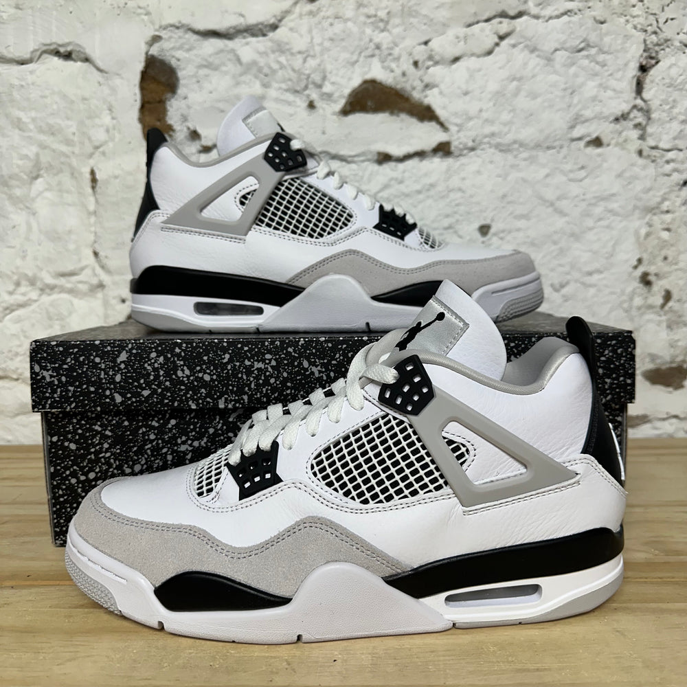 Air Jordan 4 Military Black Sz 9.5 DS