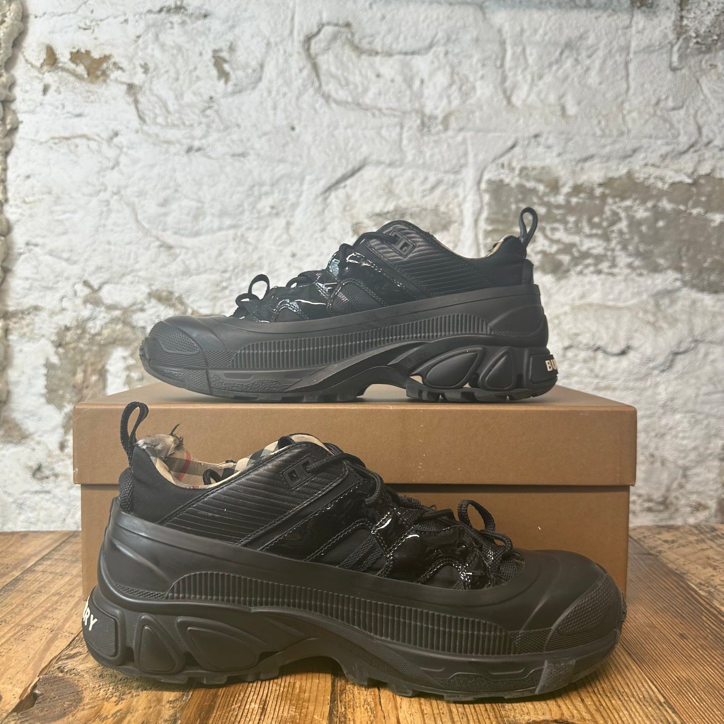 Burberry Arthur Triple Black Sneaker Sz 9 (42)