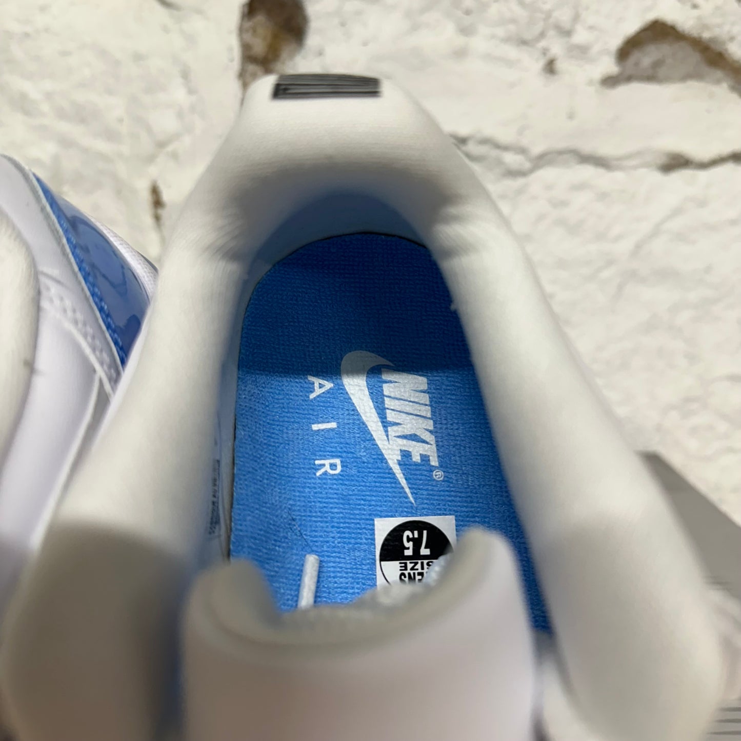 Air Jordan 11 Low University Blue (2026) Sz 7.5