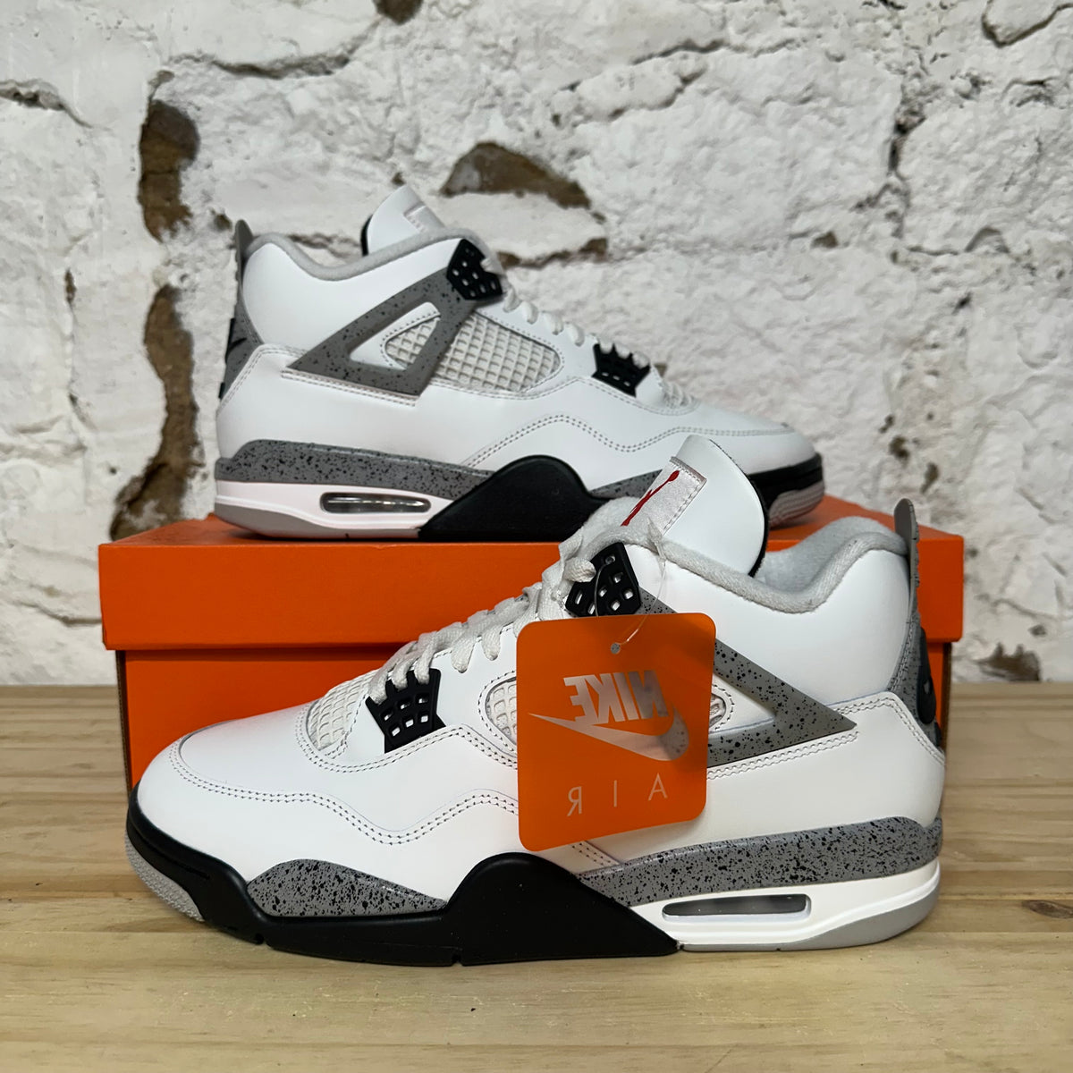 Air Jordan 4 White Cement (2025) Sz 10.5 DS