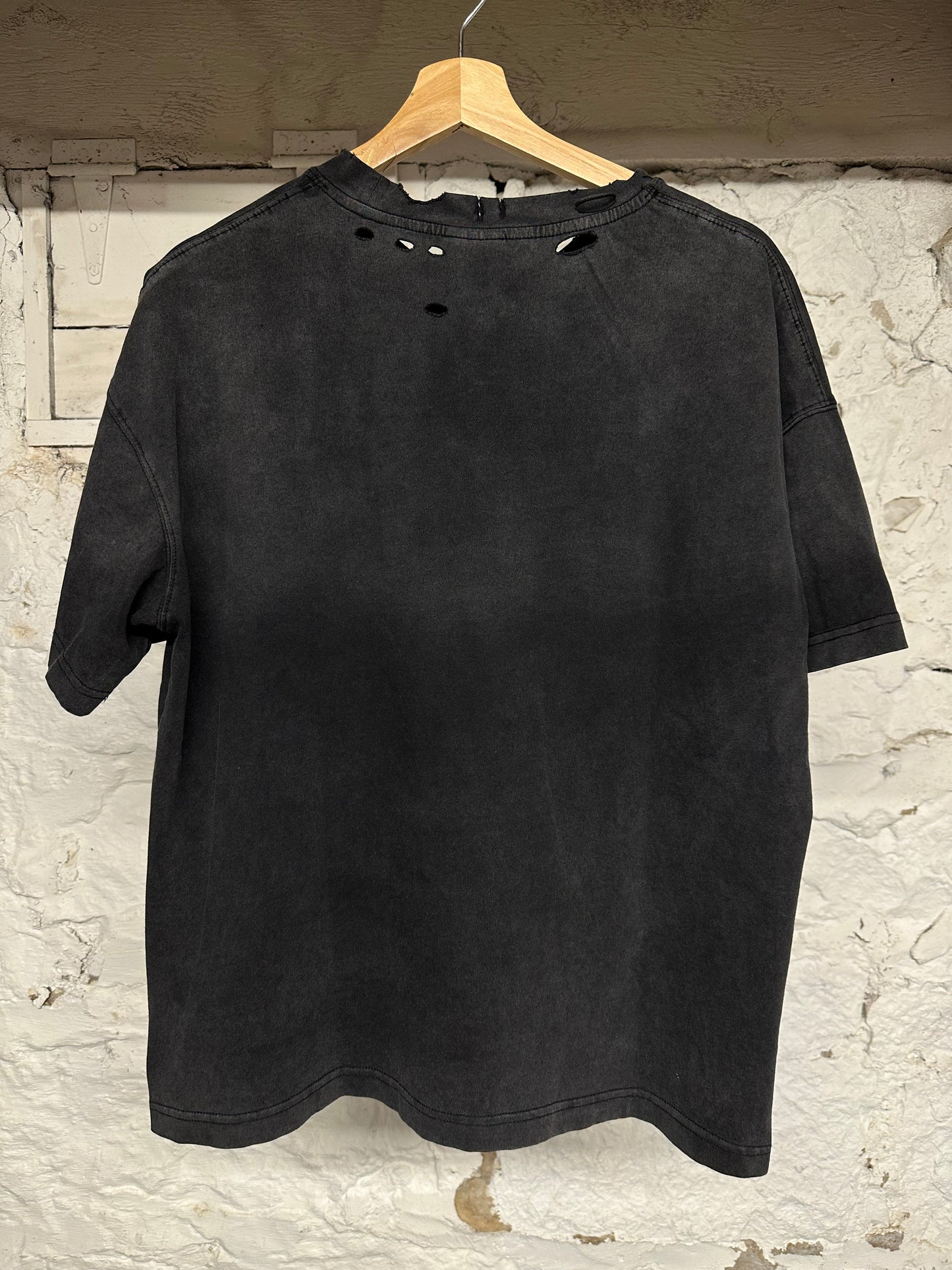 Vale Against The World Black T-Shirt Sz S