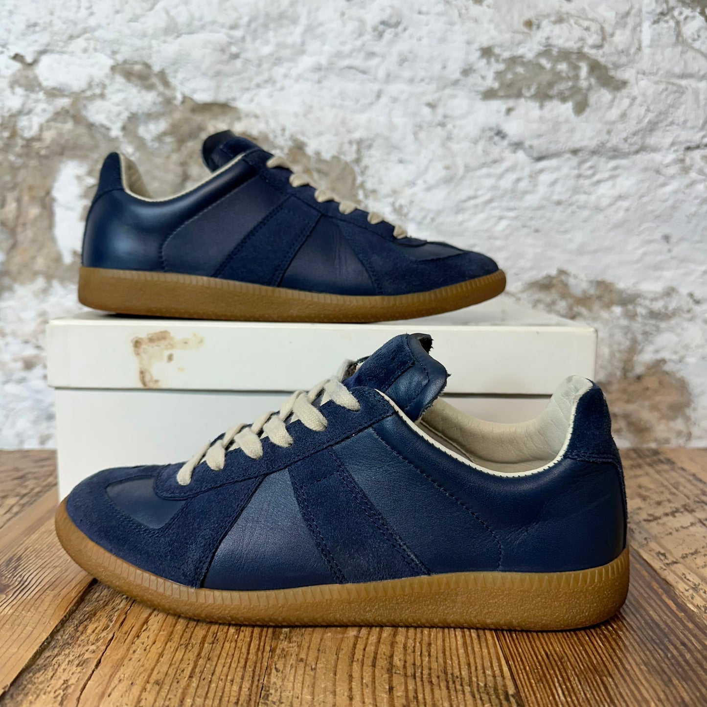 Maison Margiela Replica Navy Sneaker Sz 5 (37)