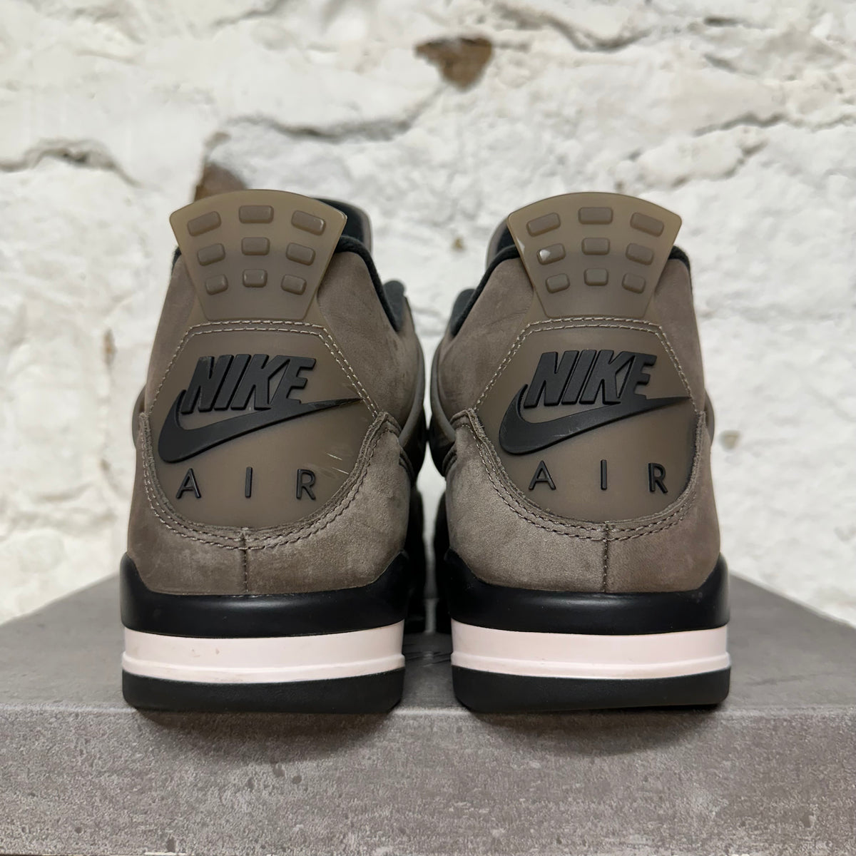 Air Jordan 4 Cave Stone Sz 10