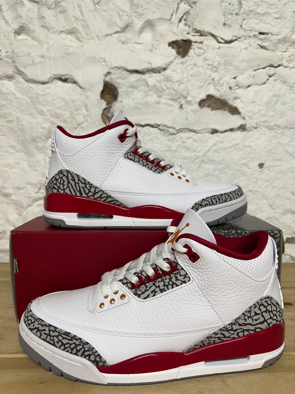 Air Jordan 3 Cardinal Sz 9