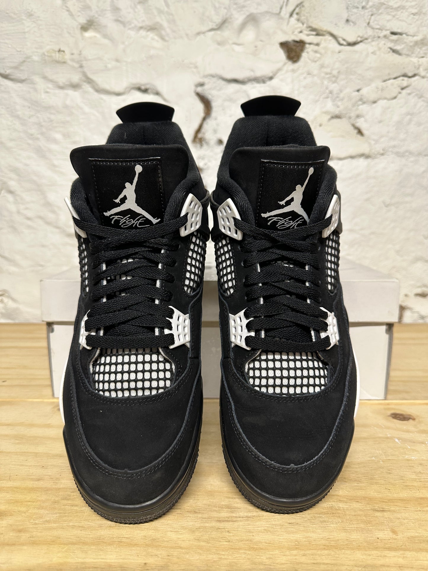 Air Jordan 4 White Thunder Sz 10