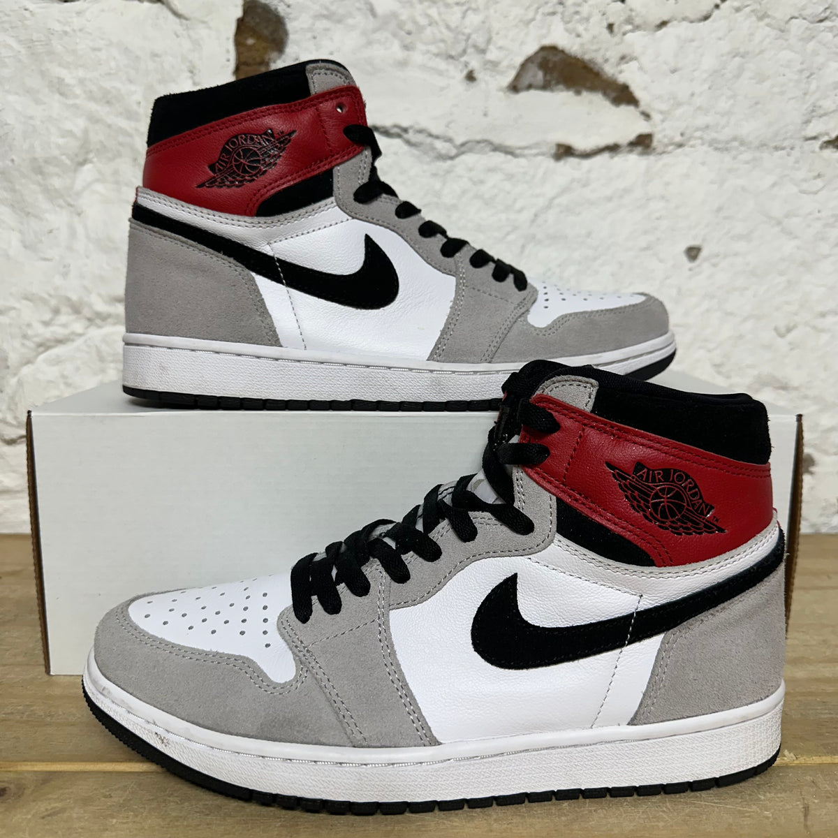 Air Jordan 1 High Light Smoke Grey sz 8.5