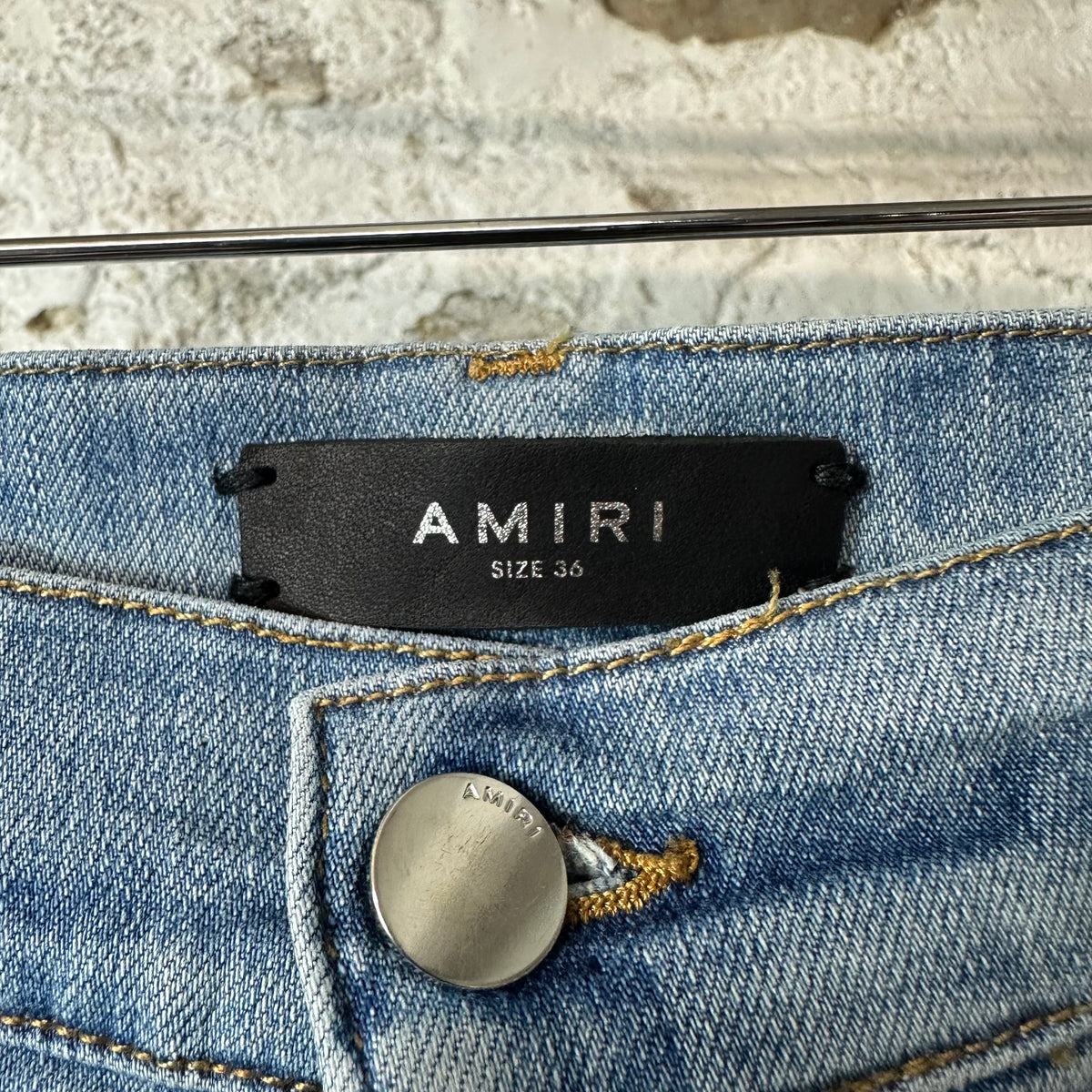 Amiri Black Old English Spell Blue Denim Jeans Sz 36