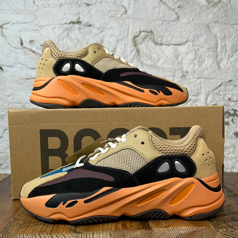 Yeezy 700 Enflame Amber Sz 6 DS