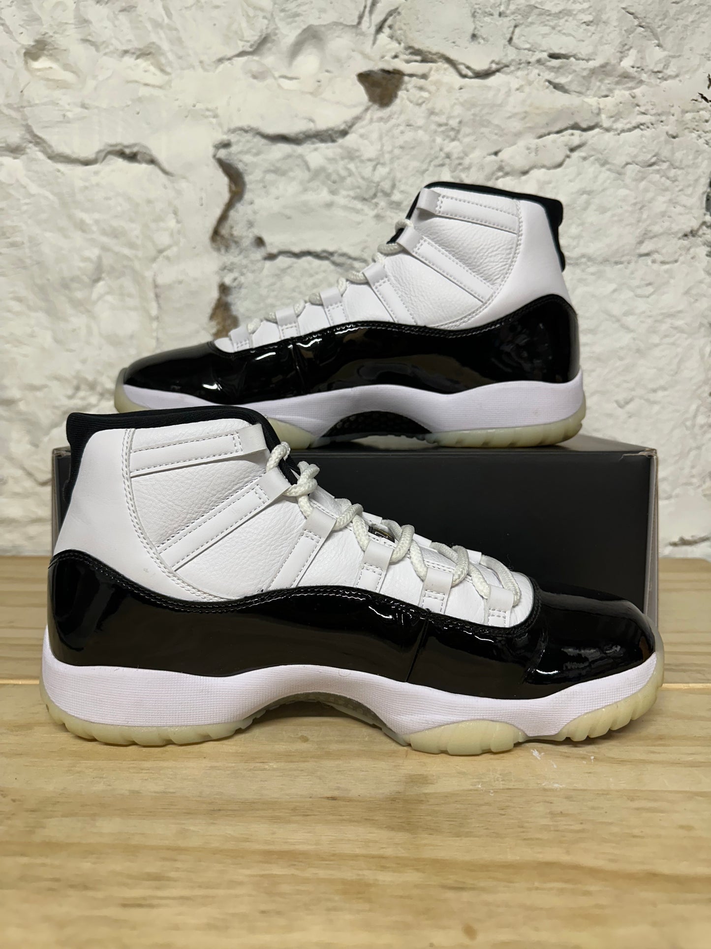 Air Jordan 11 High Gratitude Sz 11
