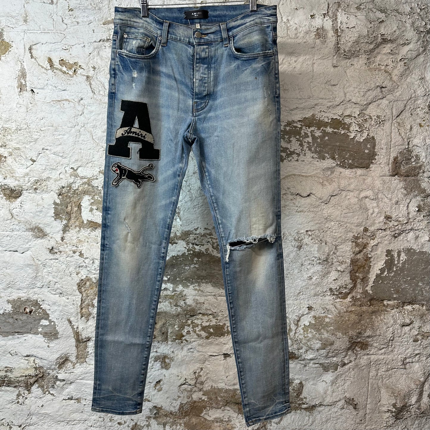 Amiri Black Varsity Logo Blue Denim Jeans Sz 34