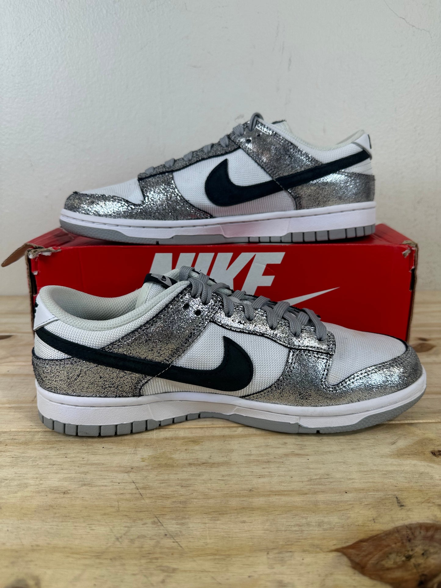 Nike Dunk Low Golden Gals Metallic Silver Sz 8.5(10W)