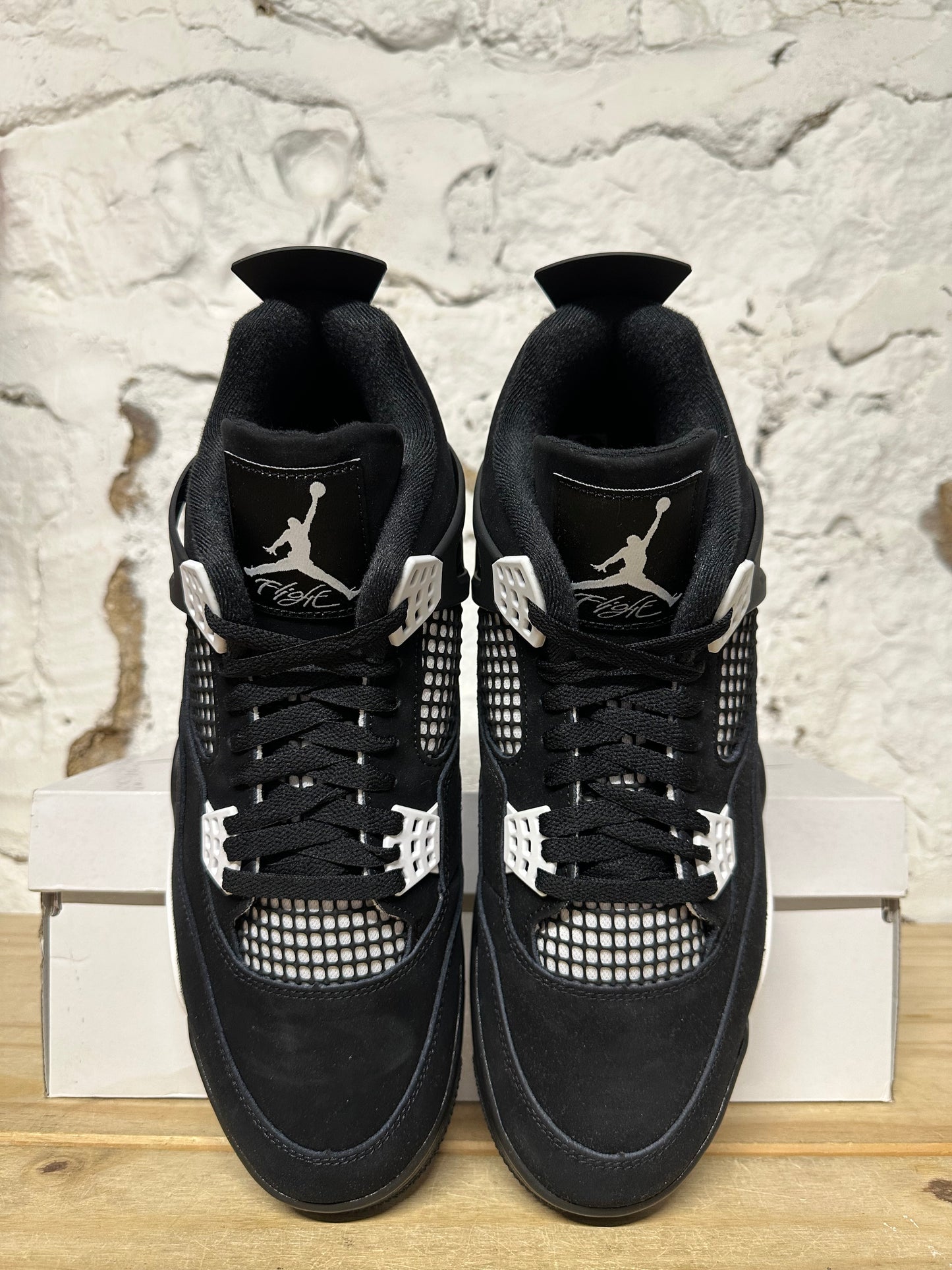 Air Jordan 4 White Thunder Sz 12 DS