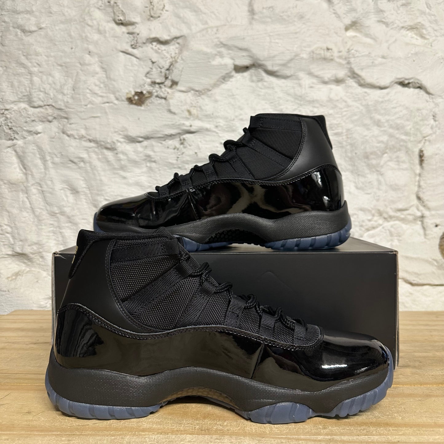 Air Jordan 11 High Gamma Blue Sz 11.5 DS