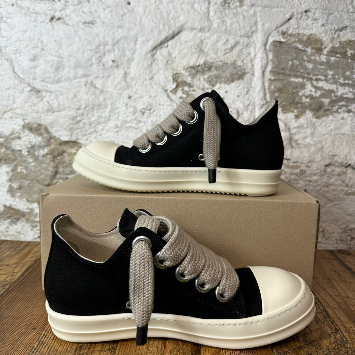 Rick Owens Jumbo Lace Black Milk Sneaker Sz 9 (42)