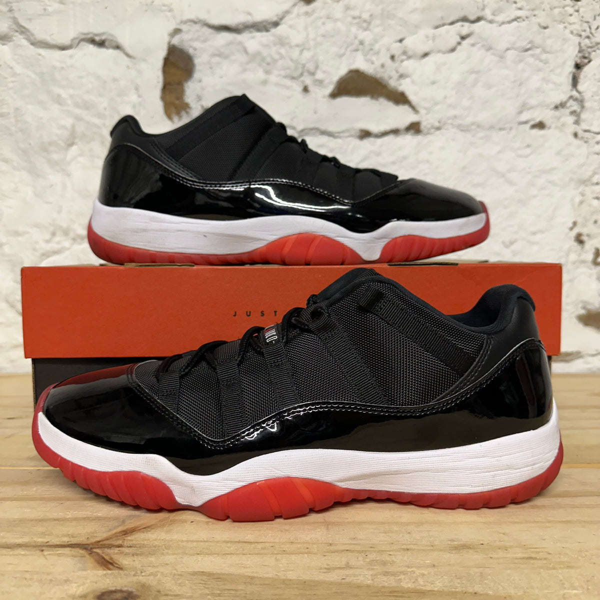 Air Jordan 11 Low Bred (2025) Sz 13