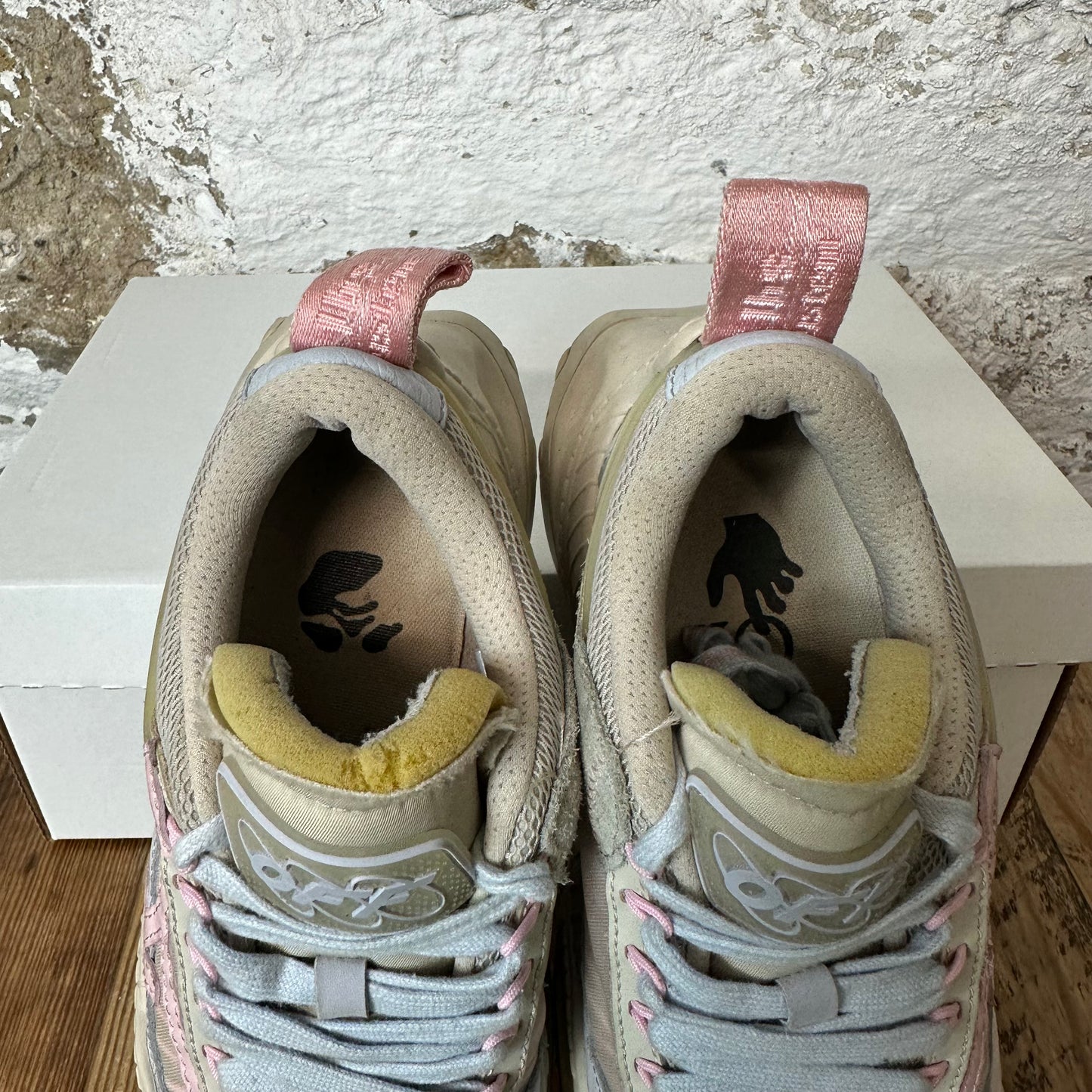 Off White ODSY 1000 Pink Tan Sneaker Sz 4.5 (36) No Box