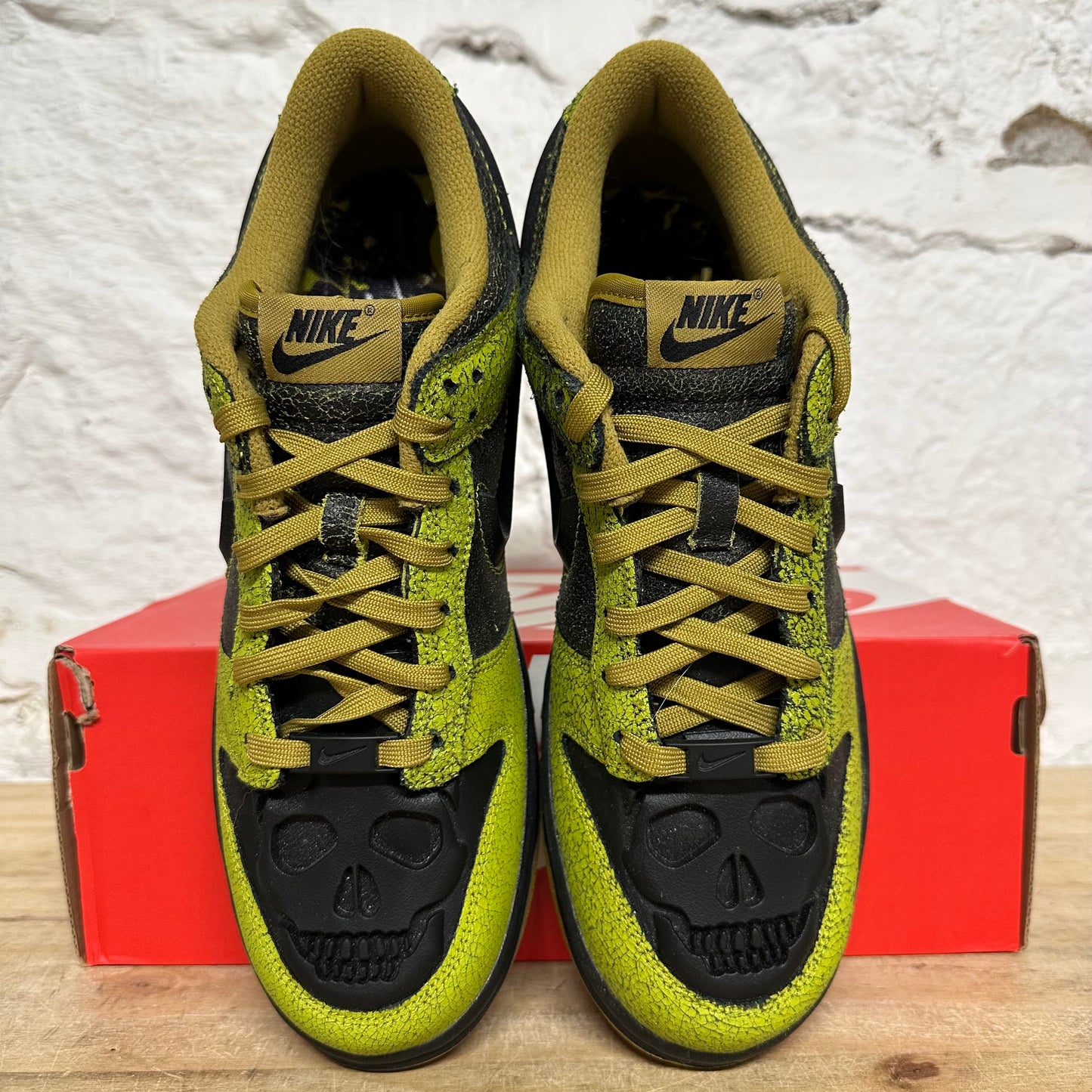 Nike Dunk Low Halloween Skull Sz 9