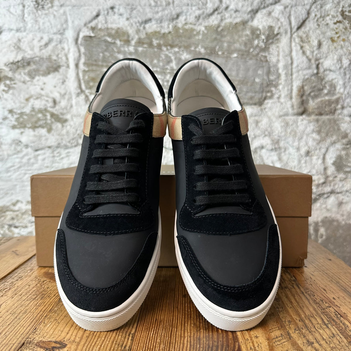 Burberry Reeth Plaid Black Sneaker Sz 10.5 (43.5)