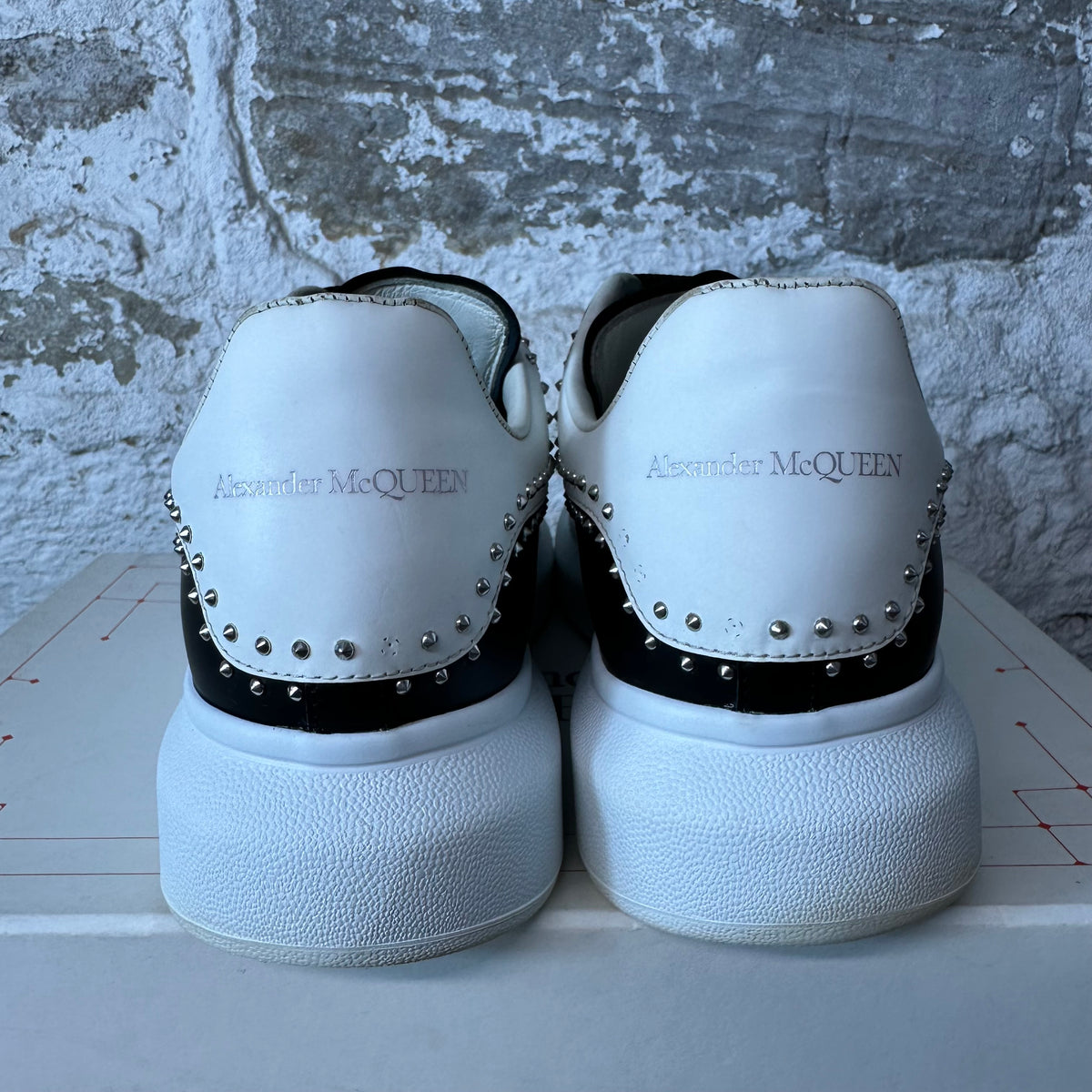 Alexander McQueen White Studded Tab Black White Sneaker Sz 10 (43)