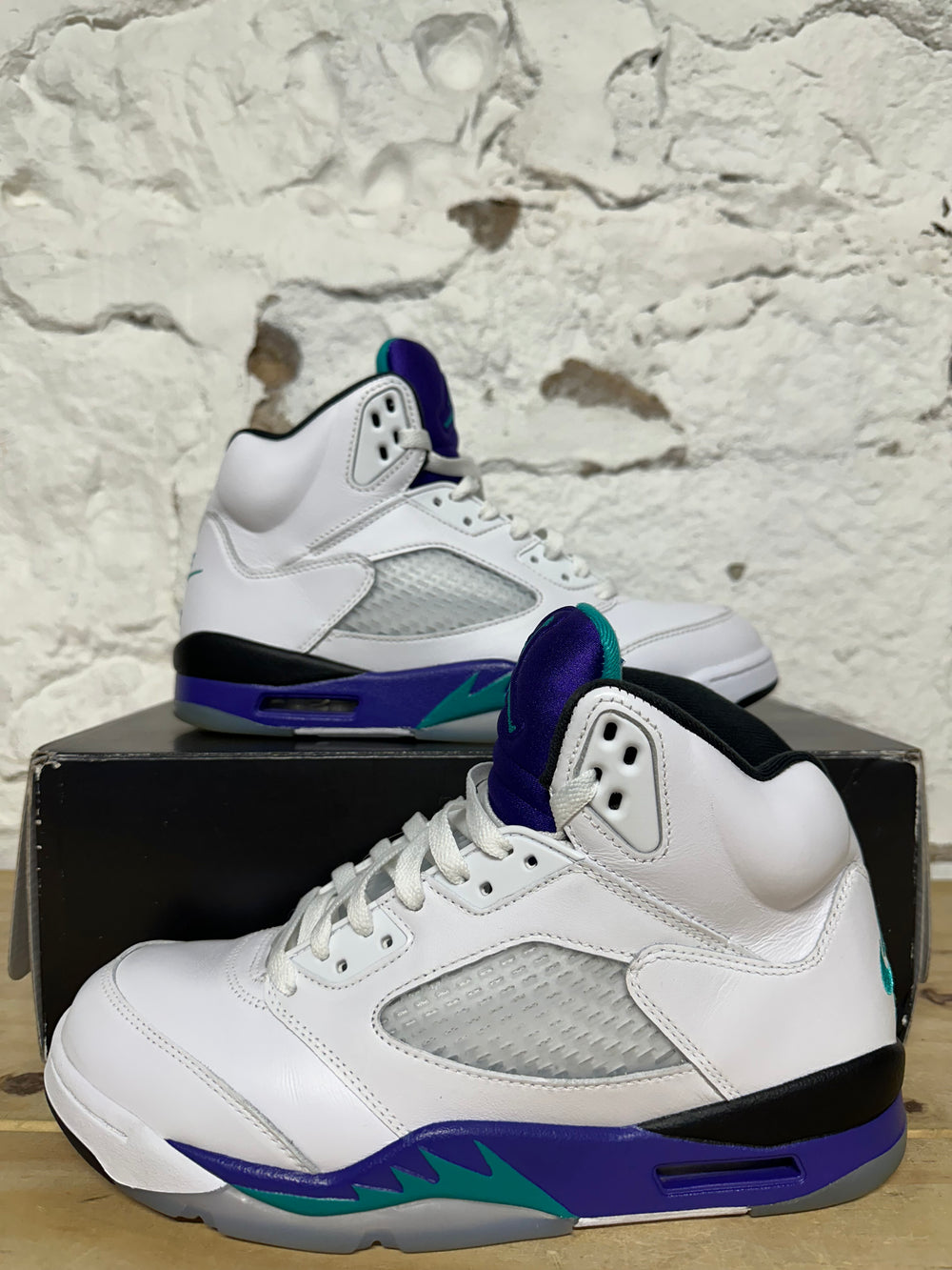 Air Jordan 5 Grape (2025) Sz 9