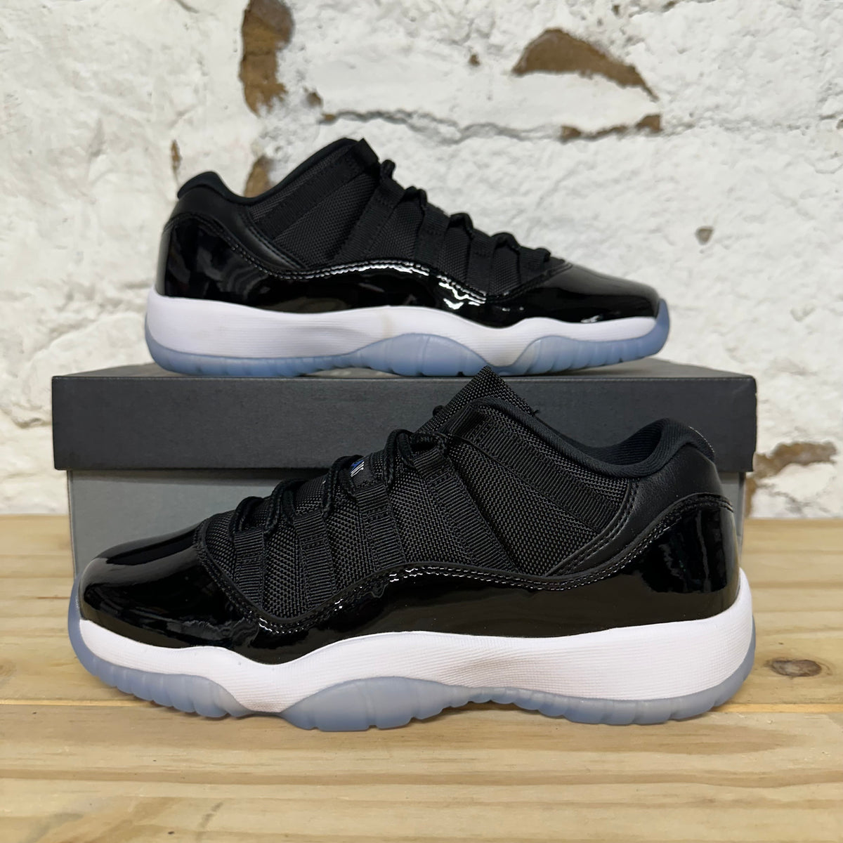 Air Jordan 11 Low Space Jam 7Y DS