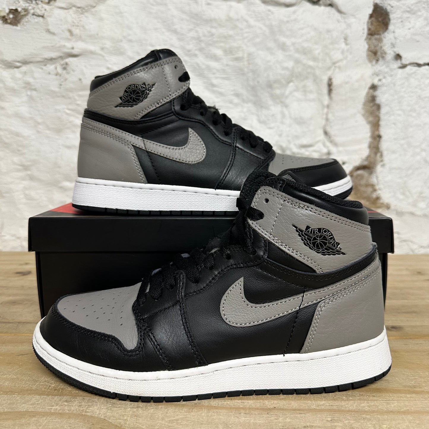 Air Jordan 1 High Shadow Sz 7Y