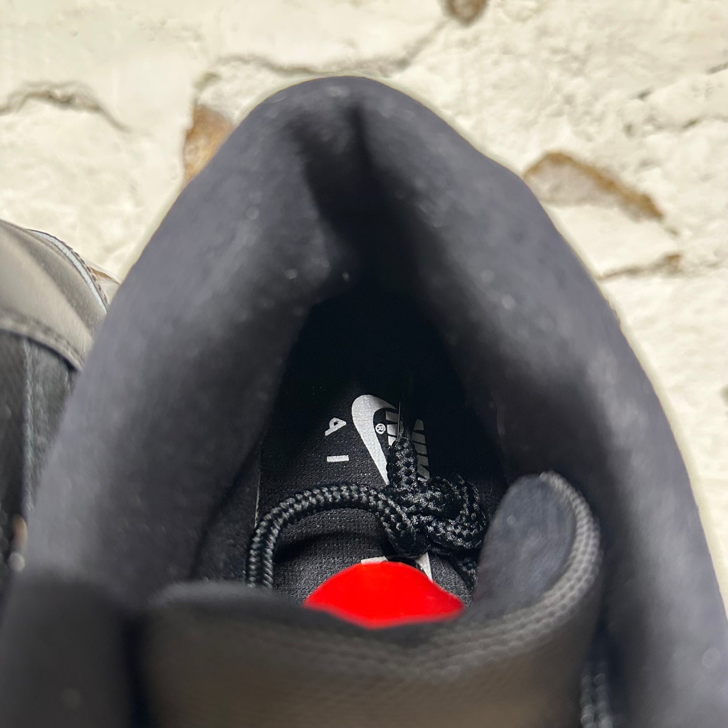 Air Jordan 11 High Bred (2019)  Sz 10