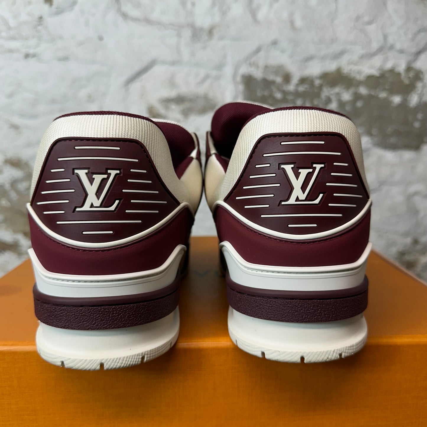 Louis Vuitton Burgundy White Trainer Sneaker Sz 9.5 (8LV)